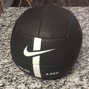 nike 6 lb medicine ball